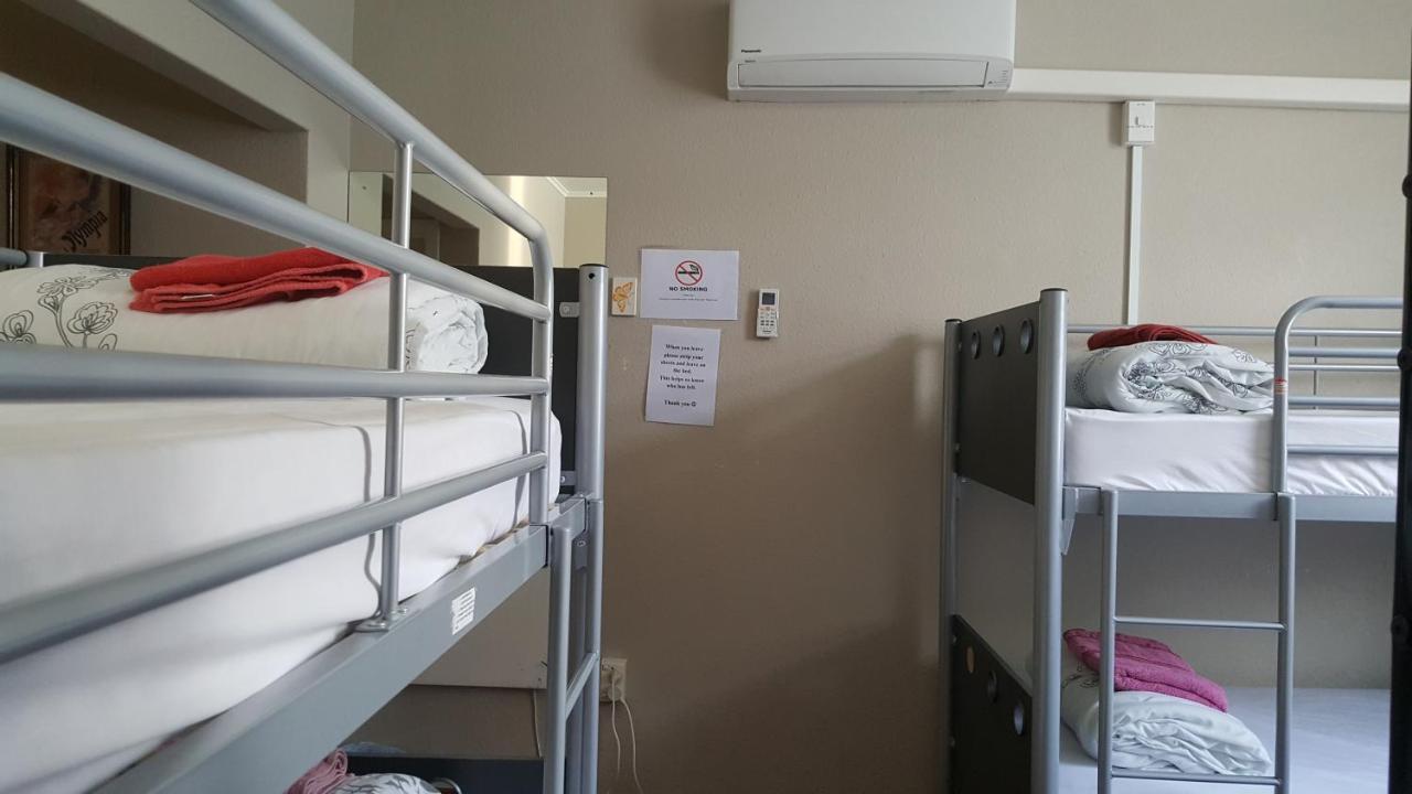 Ariki Backpackers Hostel New Plymouth Szoba fotó