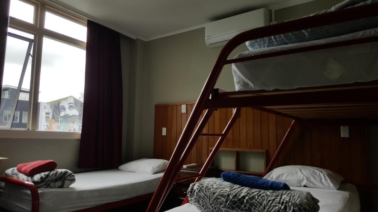 Ariki Backpackers Hostel New Plymouth Szoba fotó