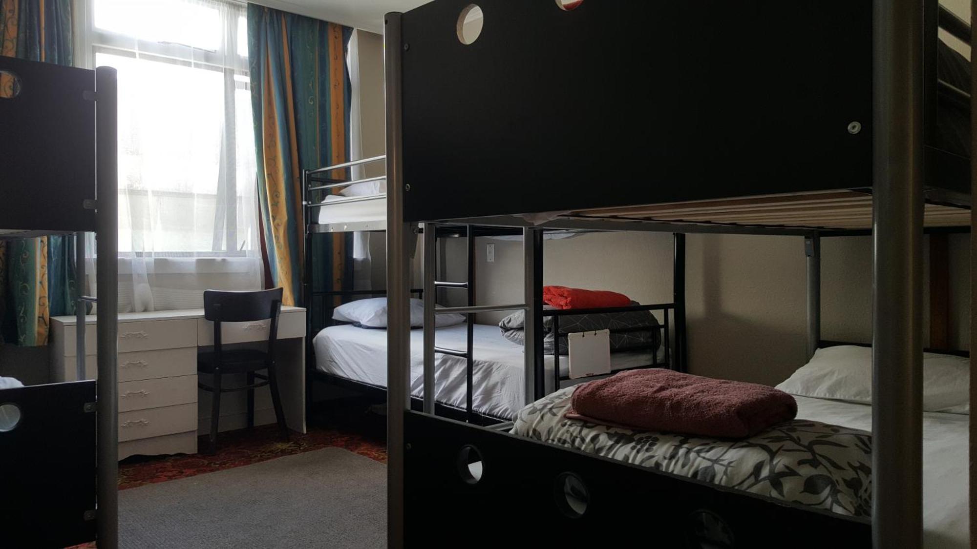 Ariki Backpackers Hostel New Plymouth Szoba fotó
