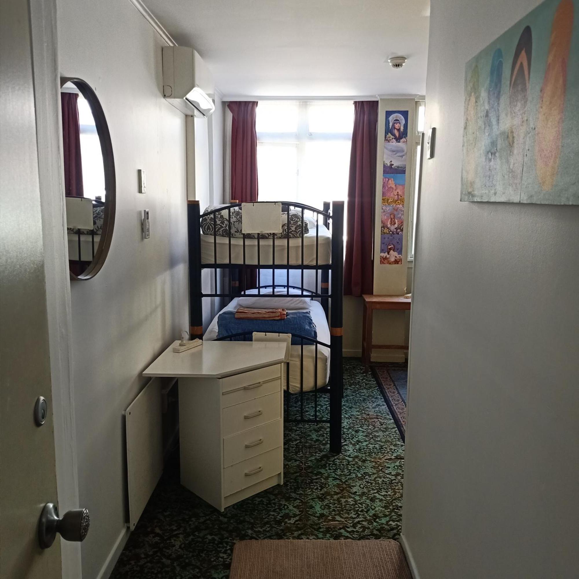 Ariki Backpackers Hostel New Plymouth Szoba fotó