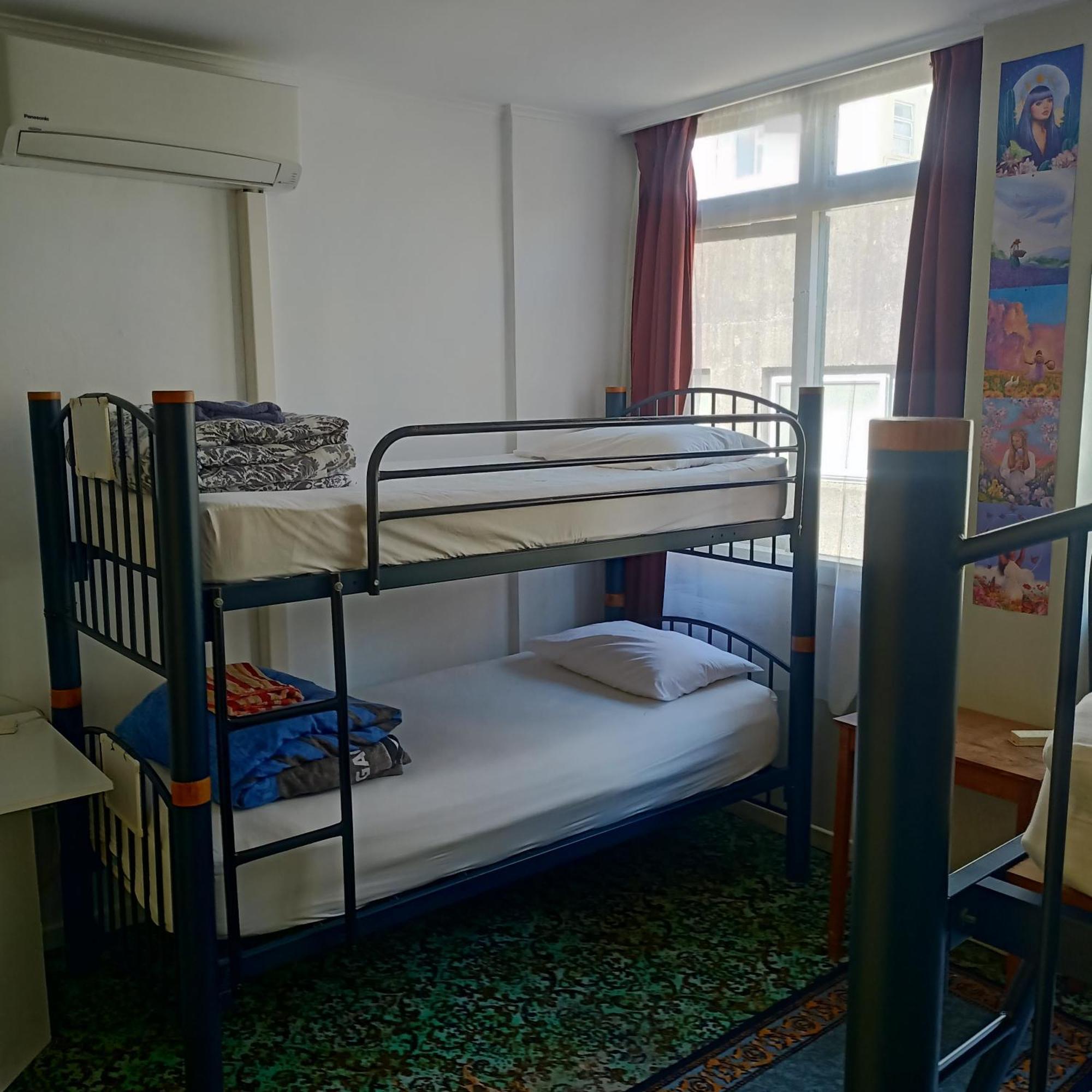 Ariki Backpackers Hostel New Plymouth Szoba fotó