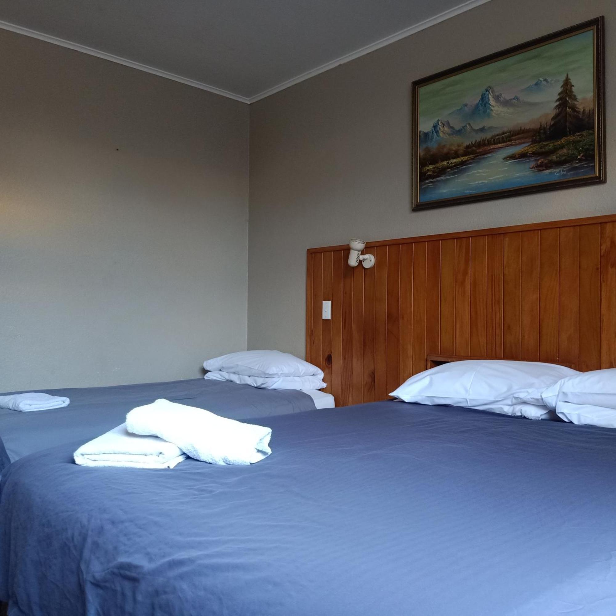 Ariki Backpackers Hostel New Plymouth Szoba fotó